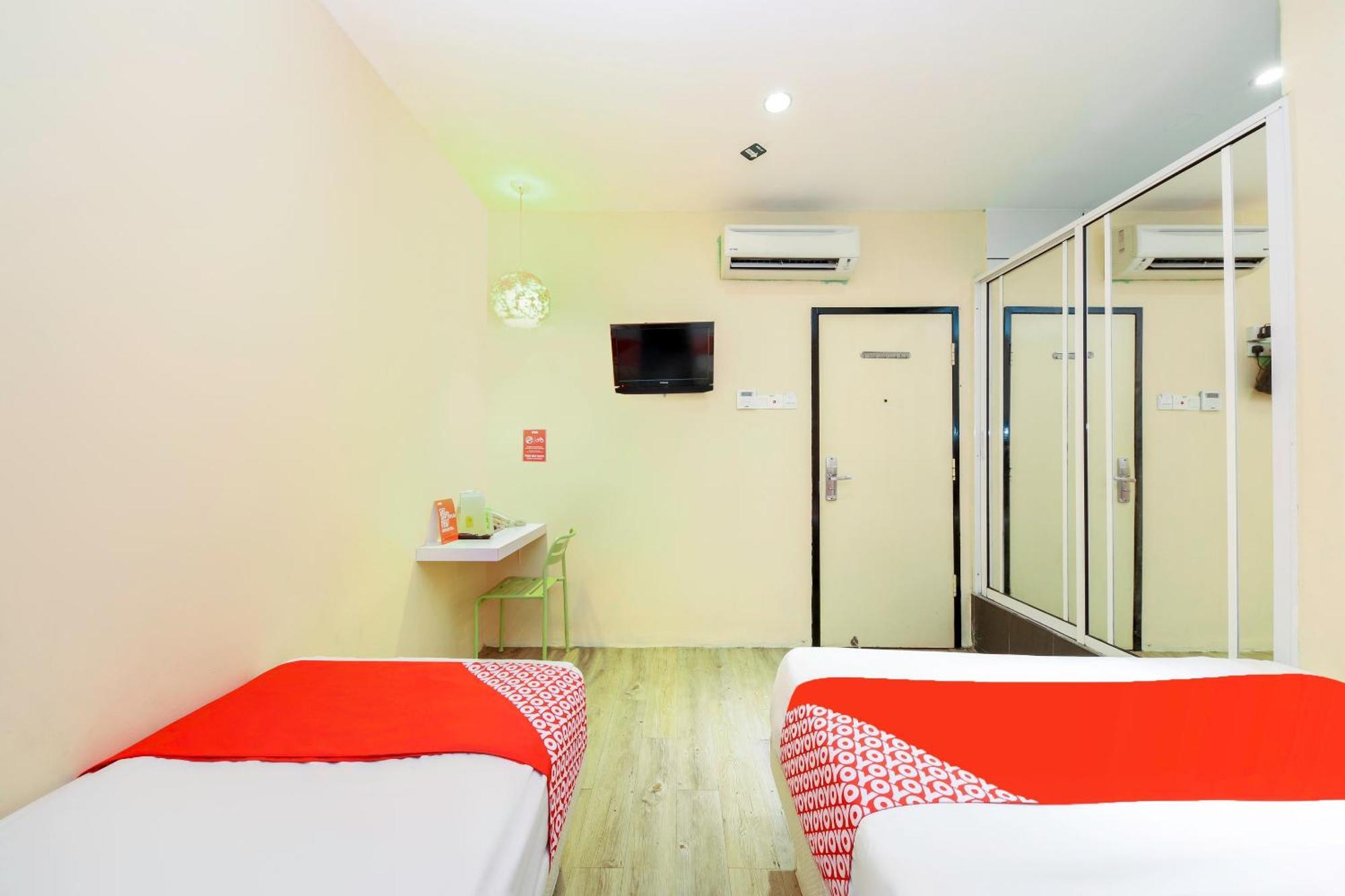 Oyo 479 The Green Hotel Ampang  Exterior foto